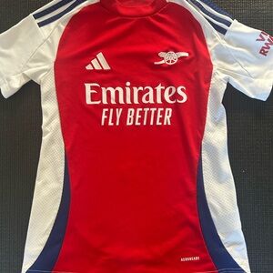 ARSENAL soccer jersey